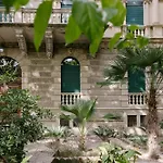 Appartamento Boutique Peacock - *