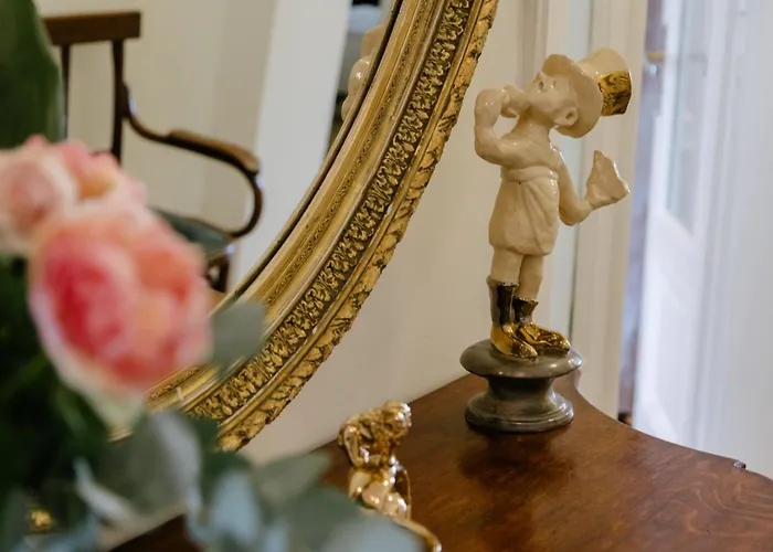 Peacock Apartment Split